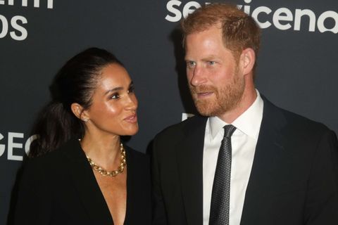 Cum a apărut Meghan Markle alături de prințul Harry la un eveniment. Moment stânjenitor pe covorul roșu